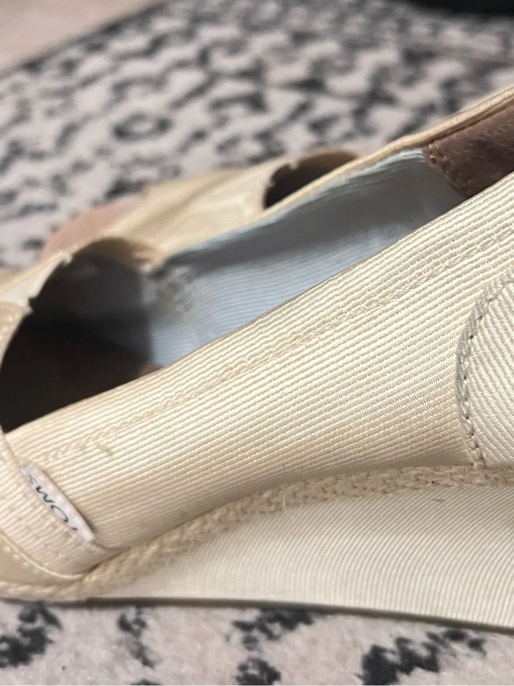 Toms slip wedge